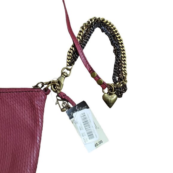 Rhythm and Rhymes Textured Sling Bag Purse Crossbody w/ Heart Charm Red‎ NWT - Picture 5 of 11